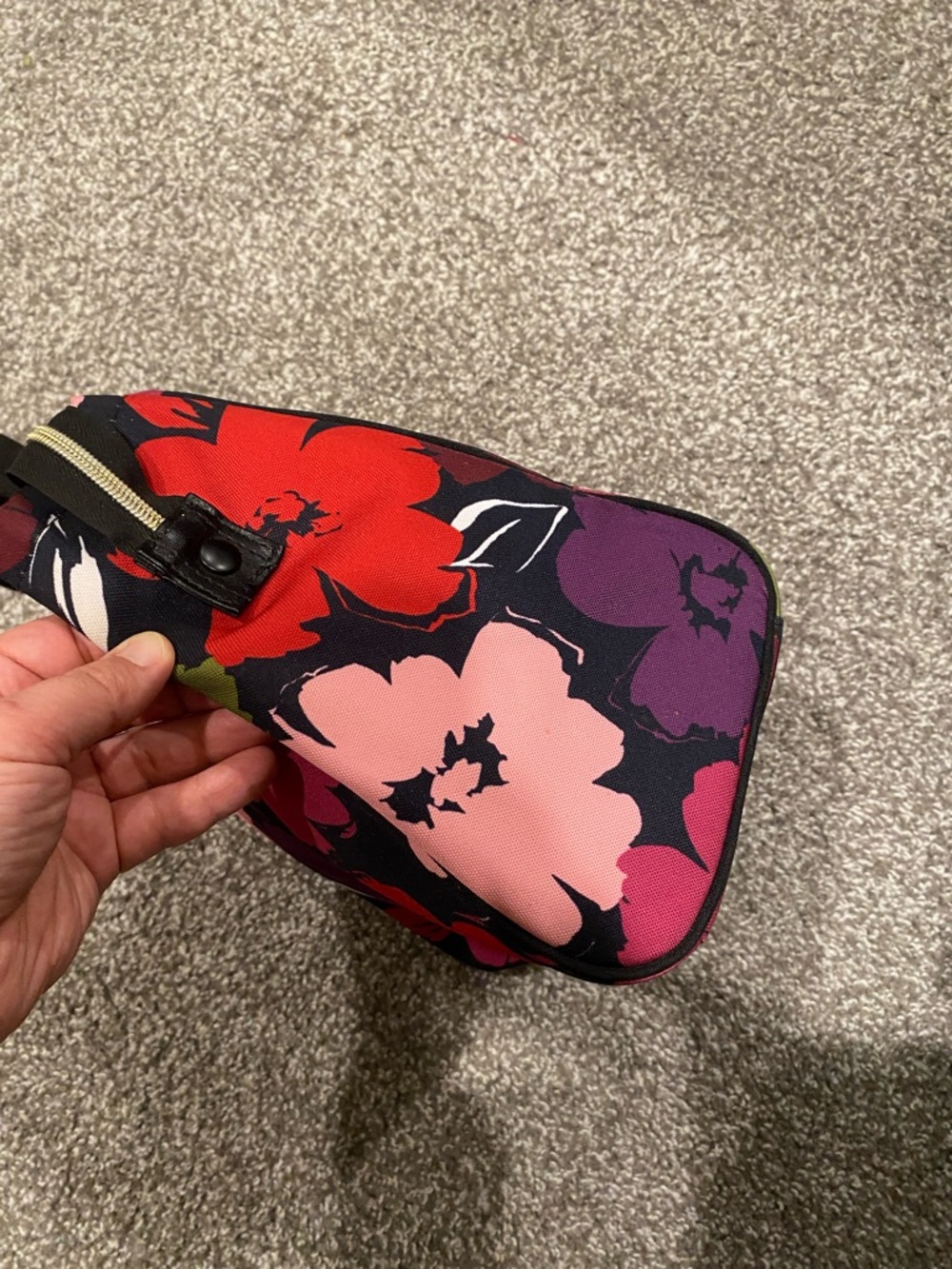 Kate Spade Black and Pink Floral insulated lunch bag - Picture 5 of 8